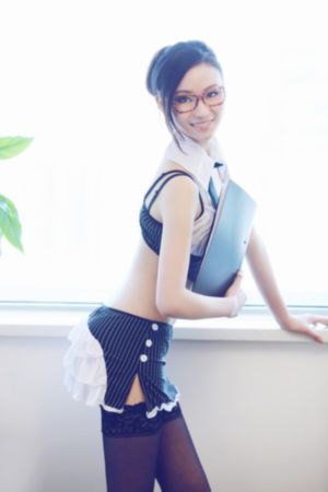 女高怪谈1完整版观看