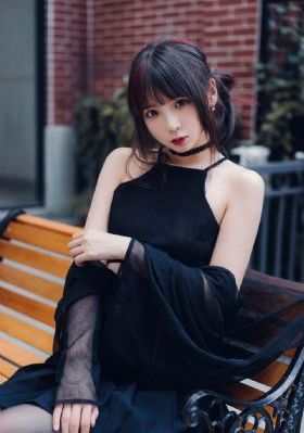 半夜不要照镜子