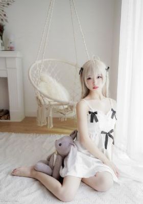一边亲一边面膜的视频